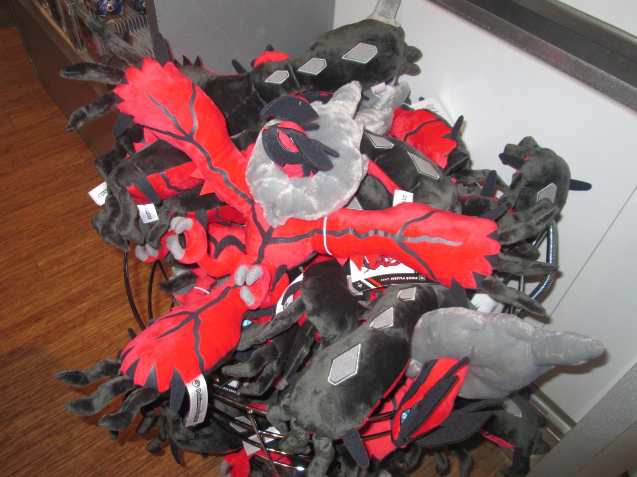 pelipper:  Nintendo World, NYC 2014 - Pokemon Merch 