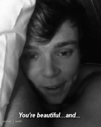 thelittleirwinss:ashcliffoconda:sparkour:Ashton’s response to your half-joking “i don’t understand w