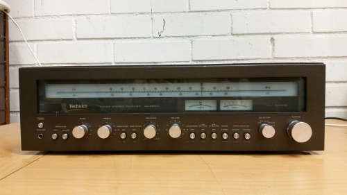 Technics SA-5560 AM/FM Stereo Receiver, 1976