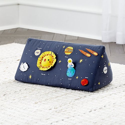 Crate and Barrel FTW with this fantastic space themed baby gear! I’m jealous that I can’