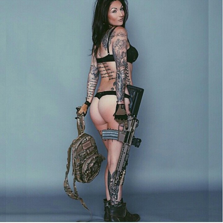 Girls with guns are hot