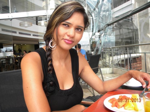 ricoishard:  This sexy Indian babe earned her breakfast.