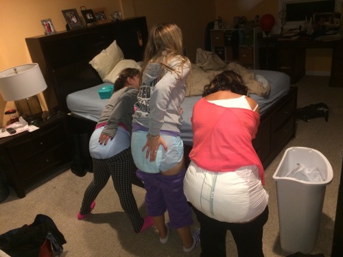 jerseyshorediaperchicks:  So you don’t like it when adults where diapers? Then you can kiss ou