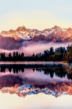wonderous-world:  Lake Matheson, New Zealand by Stephen Black