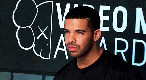 pandabearjayy:  I didn’t know rodney was at the VMAs :/ 
