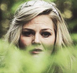 felicitykiss:  “It’s okay, Swan. Not everyone gets a chance to watch their parents fall in love.” 