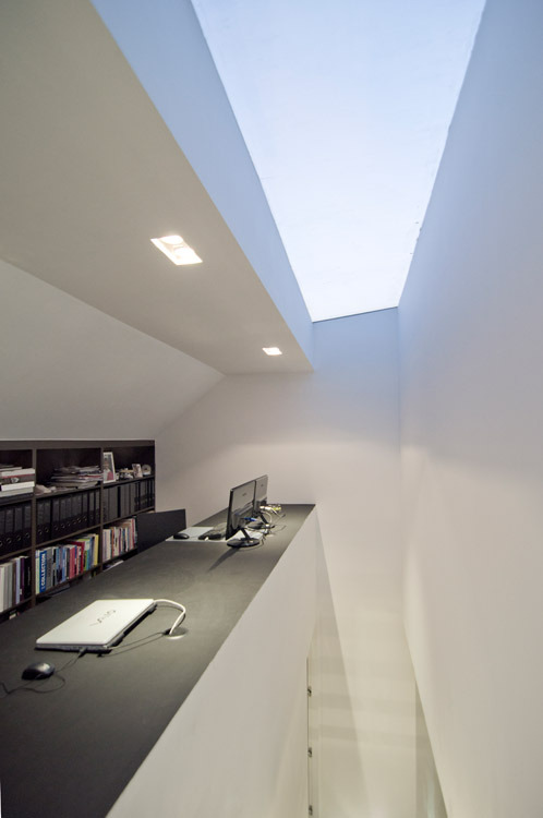 life1nmotion:  Architect bruno vanbesien architects