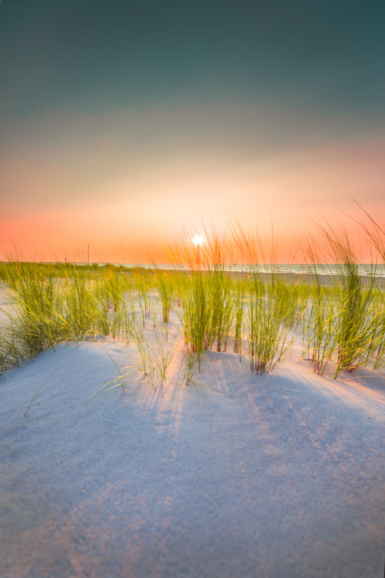 atroy9:  Dutch sunsets.AndyTroy.nlInstagramClick here for more