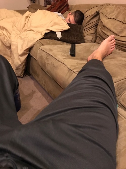 prettyricky8:  What happens when you fall asleep around me… @prettyboytyler