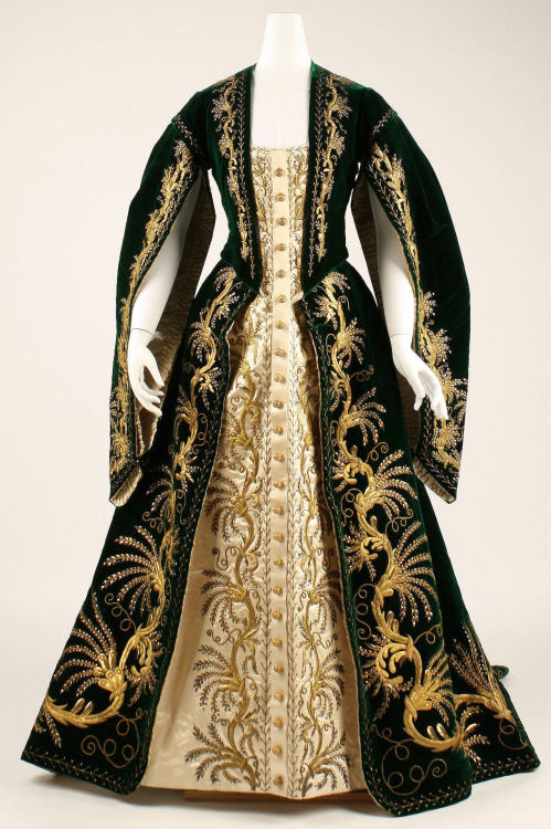Russian court dress, c. 1900
