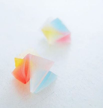 emmaklee:origami wagashi[@shiwon.wagashi / instagram]