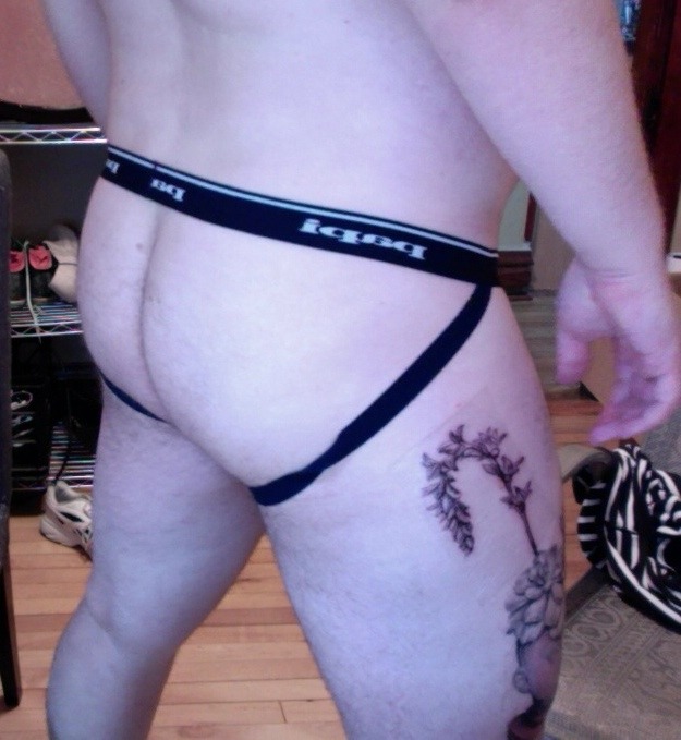 fhabhotdamncobs:    W♂♂F     (WARNING!   No “Pretty Boys” here.)  