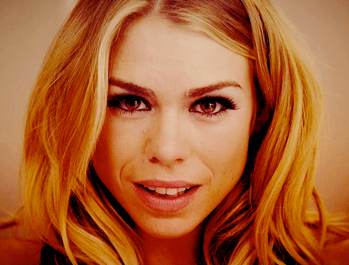 smoothzone:  Rose Tyler & The Doctor 