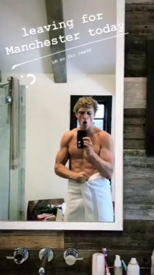 hotfamousmen:  Logan Paul