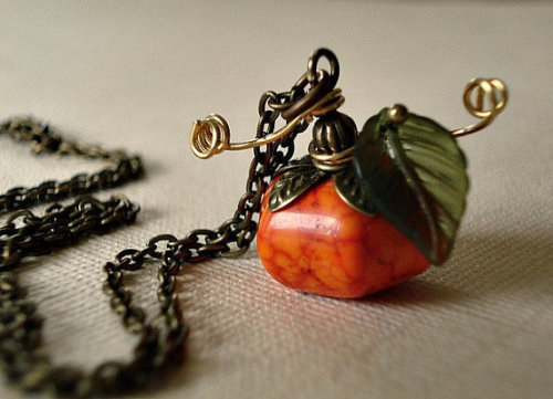 Available on EtsyShe currently has a buy 1 get 1 free offer for these wonderful pumpkin necklaces. (