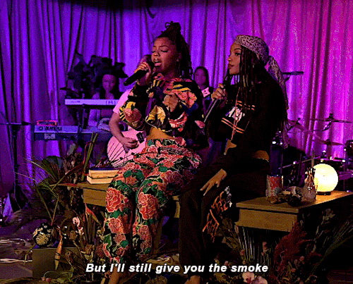 harriers: CHLOE X HALLE: Tiny Desk (Home) Concert