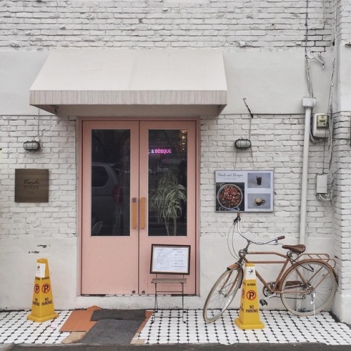 synqra:https://www.instagram.com/p/BQocMpjlXW9/