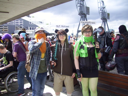 thelindsayjones:  scott43211:  MCM Expo London Comic con May 2014-Part 1  HAHAHA yes! The Jack cosplay is superb! I can’t believe I found this in the Bee and Puppycat tag!