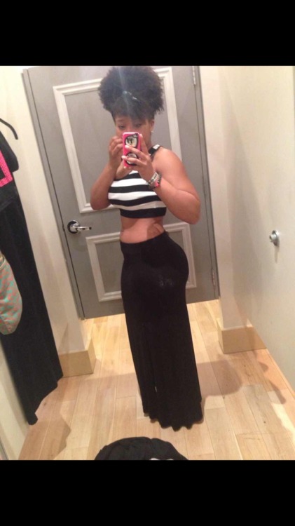 mintchocolate-chump:  maiahthemermaid:  I look better in ◼️BLACK◼️ anyway!  Yassss 😍👏