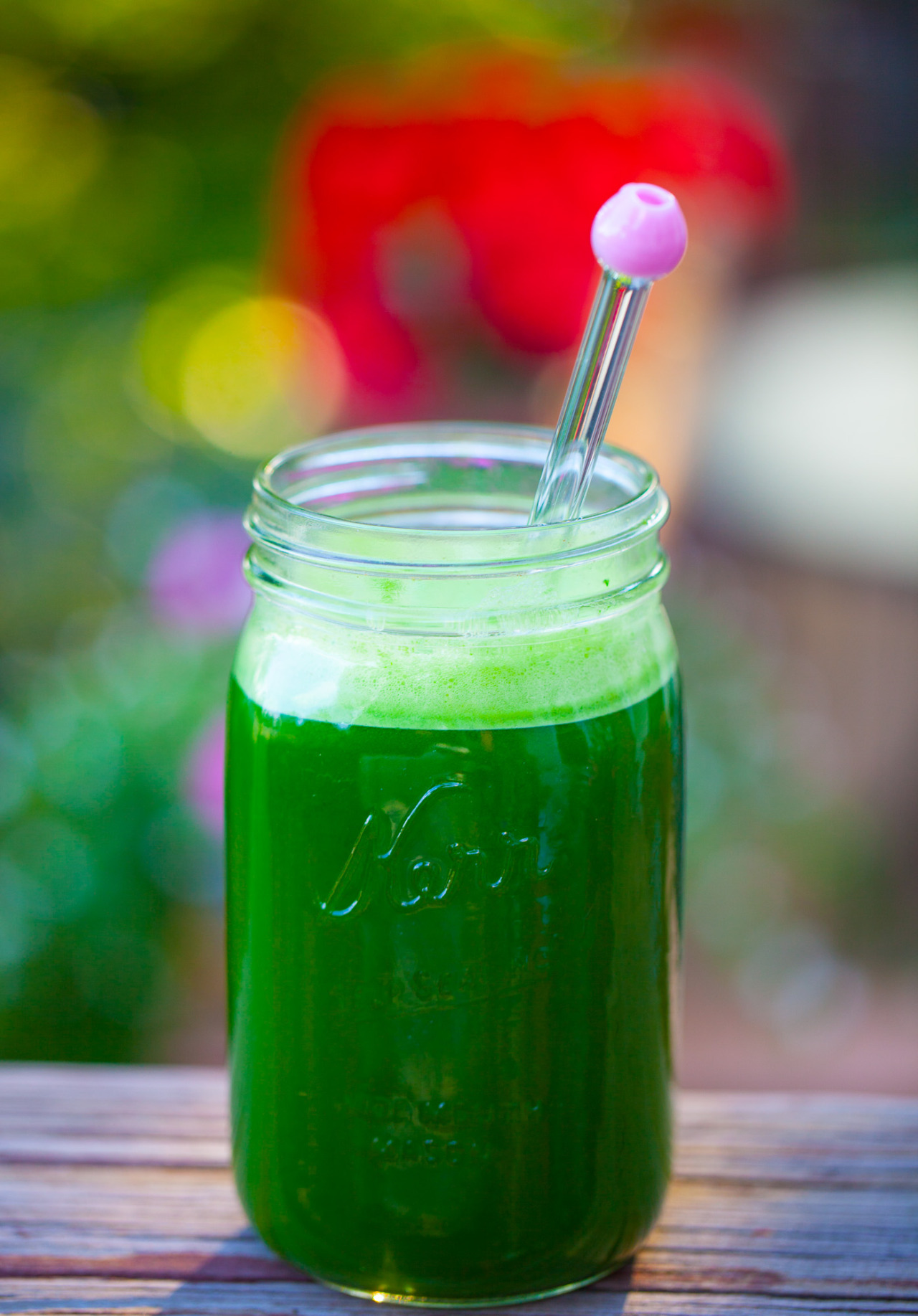 Olenko s kitchen sink green juice celery kale green apples pineapple