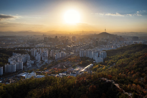 Autumn sunrise, Ansan Mountain.