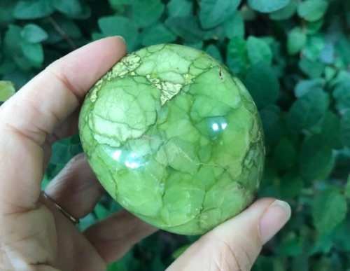 Green Opal Palm Stone //MedusasStone