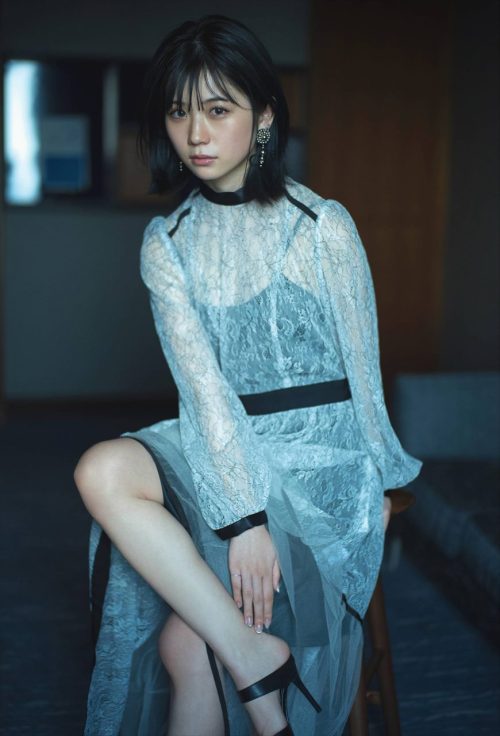 「Platinum FLASH Vol.15」 小畑優奈 www.amazon.co.jp/dp/4334871674/