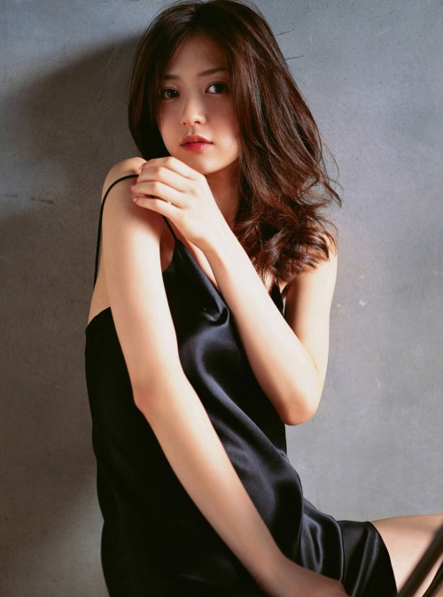 chinese-slim-beauty: Rina Aizawa  逢沢りな