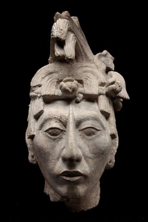 Stucco head of K'inich Janaab Pakal I,King of Palenque ( 603-683 AD ) 