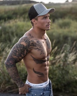 Hot Blokes