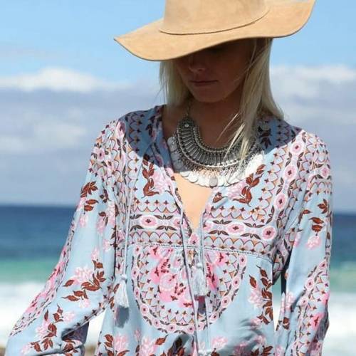 Hippie chic #ibizachic #ibizastyle #summer #vintage #style #styleblogger #fashion #florals #bohostyl