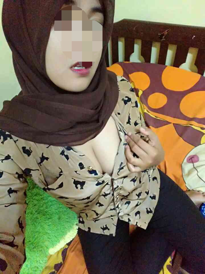 themalaysexaddict:  Tahu kenapa banyak teman lelaki yang kongsi gambar awek dia orang