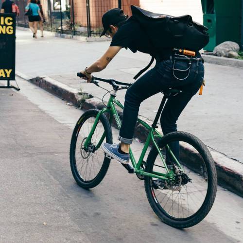 urbanbikelife: fwdset:  @downtosomething shot for @kryptonitelock’s 2016 product line-up in Downtown