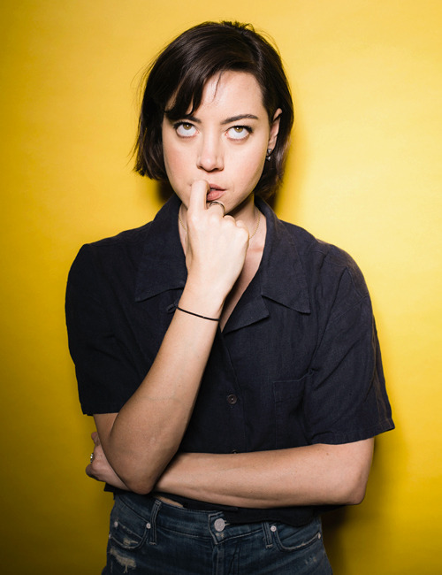 shirazade:  I think being on a TV show is amazing but also, people get kind of used to seeing you a certain way and so it becomes a challenge to break free from that in a way. 