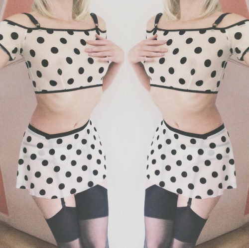 So I do have a blog lined up for a couple of days time for my Flashyou&me polka dot set with all