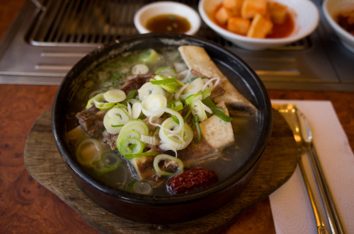 Beef Rib Soup 갈비탕HyeongJae Galbi 형제갈비, Sinchon