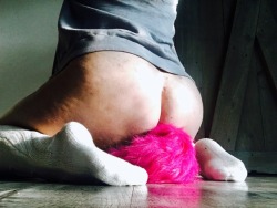 southernjaybird:  mrmrssecret:  Happy Wednesday loves! xxhttps://southernjaybird.tumblr.com  Oh my happy HumpDay to you @southernjaybird is that a plug and if so love it ❣️ Thanks for sharing 😜  It is indeed a plug 😉xx