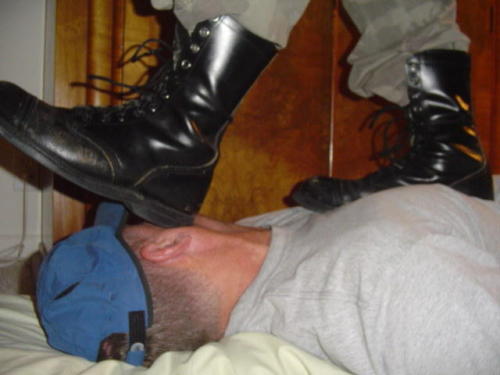 A faggot’s face = perfect place to wipe ur boots