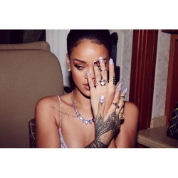 hellyeahrihannafenty: @badgalriri: French