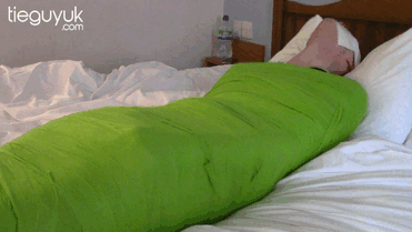 tieguyuk: 19 year old Alex thought he’d be able to get free from vet wrap. Challenge
