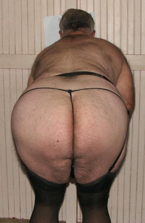 dodisuper:youractmenblog:Alguien pidió gordos pasivos?More big ass mmmmm