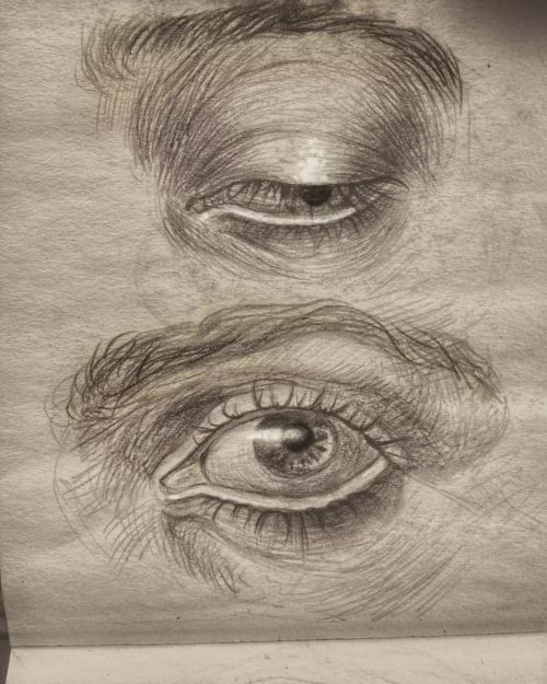 Sketchbook #drawing #drawings #arte #arte #creativity #pencilart #pencil #portraitdrawing #sketch #sketching