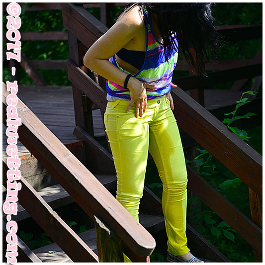 realwetting:  After a walk in the garden, Monica is deliberately wetting her yellow