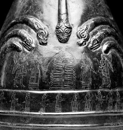 archaicwonder:Urartian Bronze Helmet, 850-700 BCUrartu was the Assyrian Empire’s northern rival duri