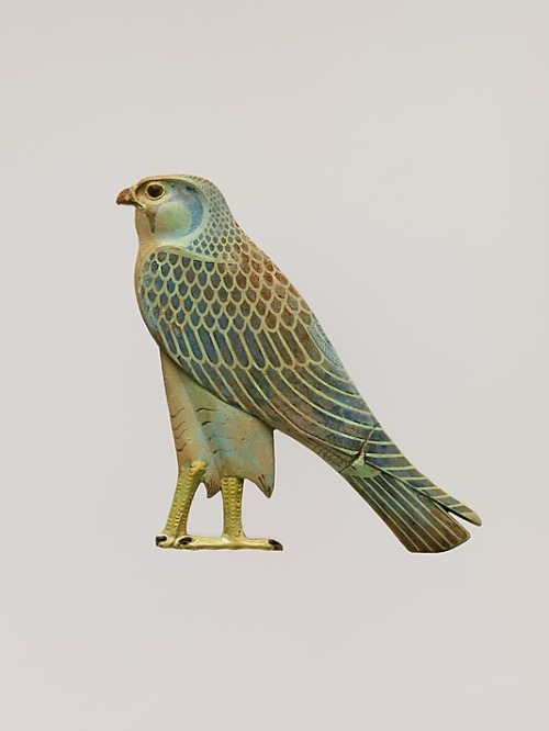 Inlays in the form of the &ldquo;Horus of Gold&rdquo;,  falcon with spread wings and  Thoth as the i