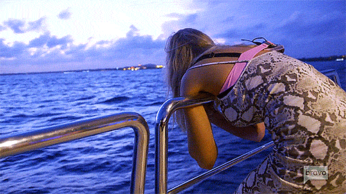 realhousewivesgifs:Me trying to wake up on monday morning.