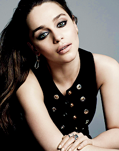 adoringemiliaclarke: It’s funny to me to talk about strong, independent women because