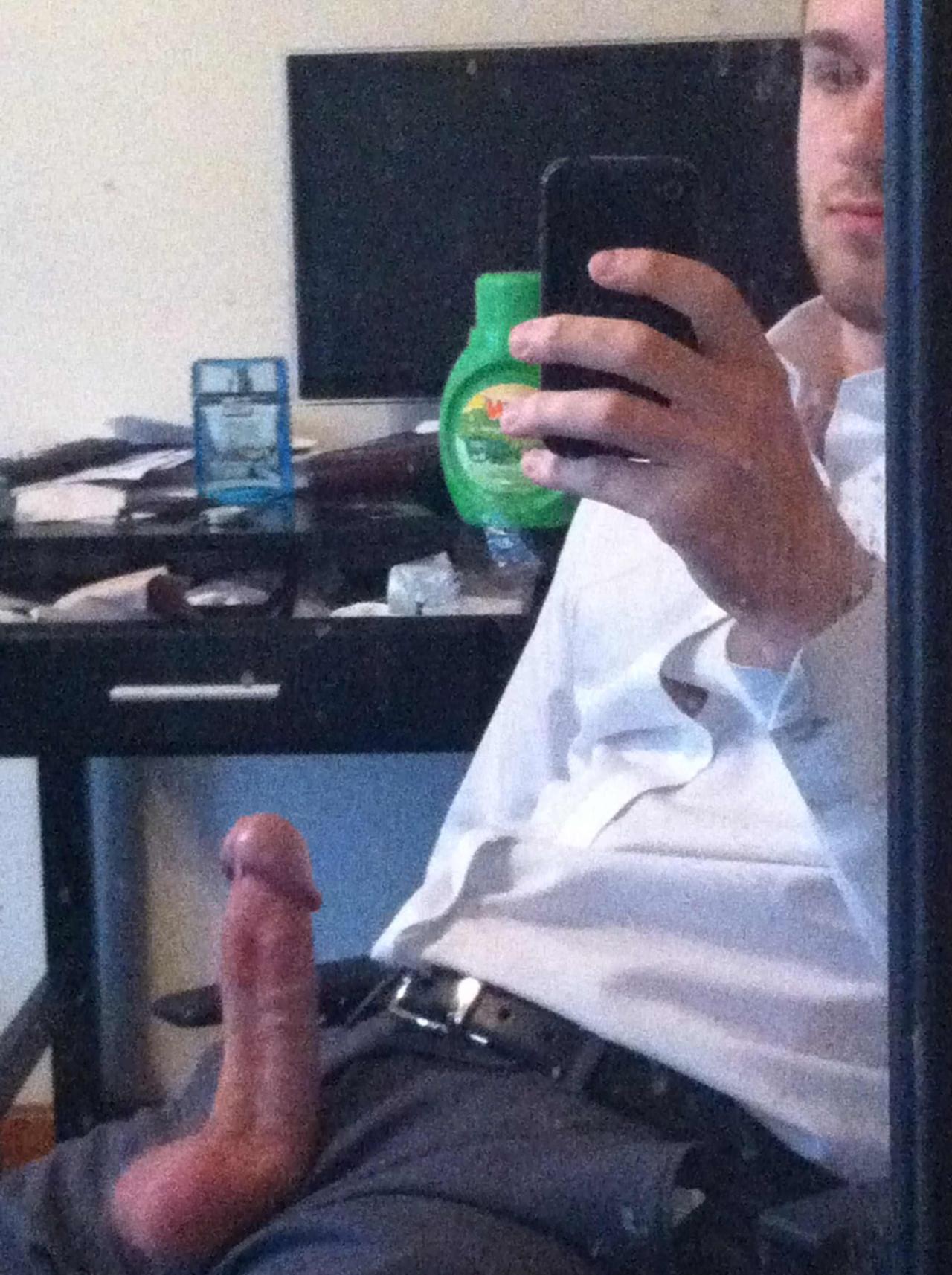 marriedjock8:  The new guy at work, Jim Waller, doesn’t yet realize the dick pics