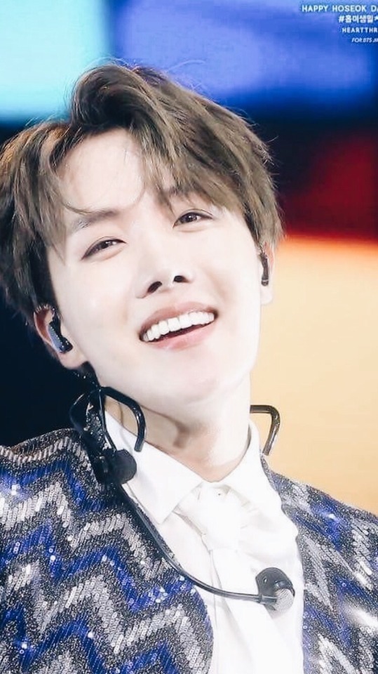 Bts Wallpapers Hoseok Smile Wallpapers