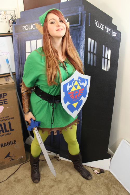 kayleepond:  I entered my “Legend of Zelda” Link costume into @AedanRayne ‘s Hottest Halloween Costume Contest! It’s definitely one of my favorite characters and costumes (and video games) and I hope that you like it a lot, too! I would appreciate